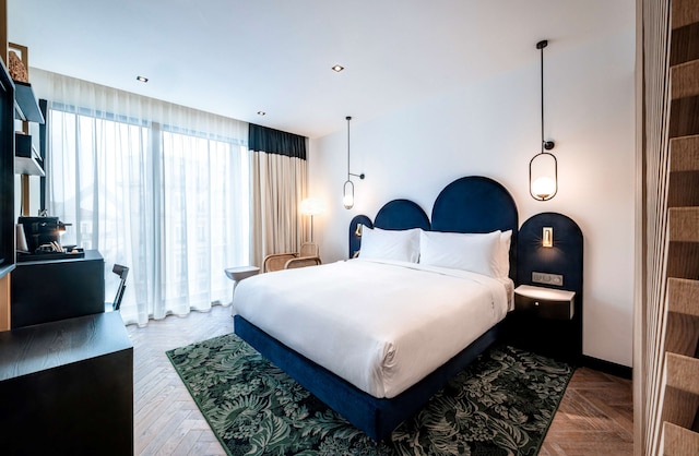 ダブルツリー バイ ヒルトン ニース センター アイコニック