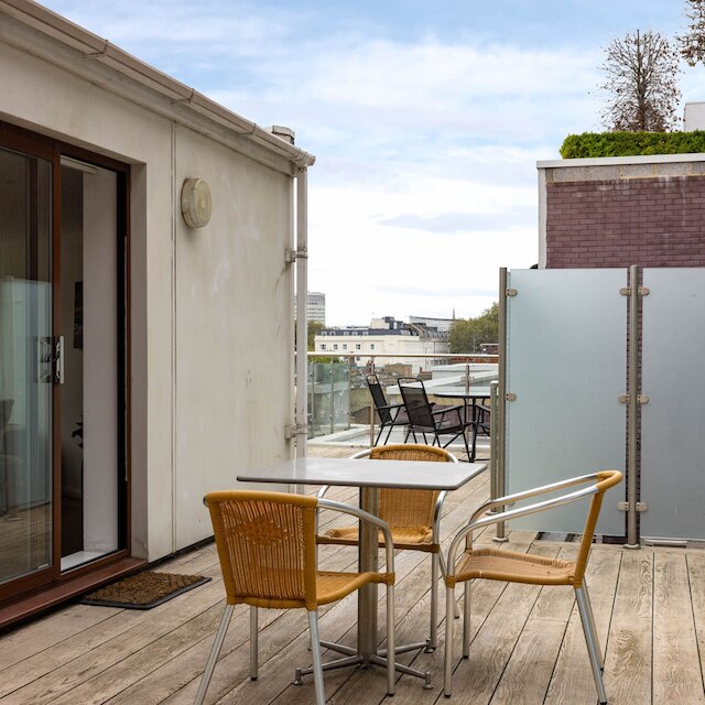 ペントハウス ウィズ ビューズ アクロス ロンドン