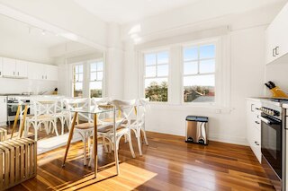 ビーチフロント セレニティ ボンダイ ビーチ