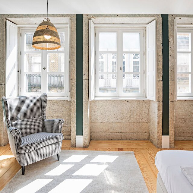 ラルゴ ドス ロイオス 66