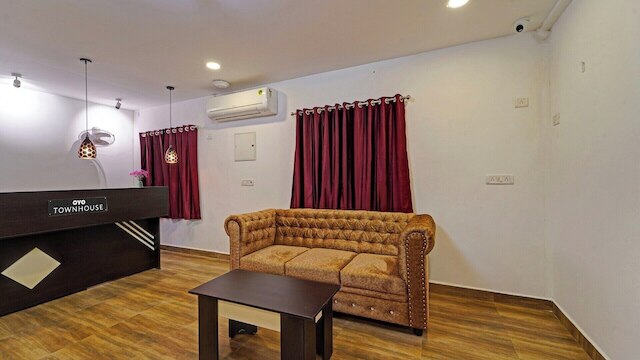 オーキッド レジデンシー ナンダナム