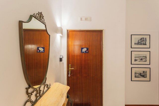 ゴールデン アンド シルバー アパートメント