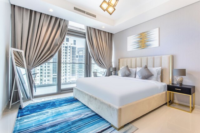 ステイケー ホリデーホームズ パラマウント ミッドタウン