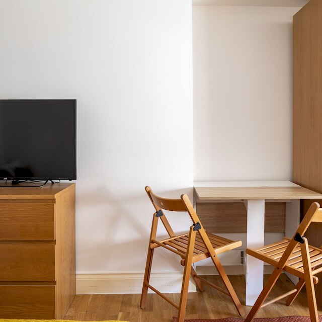 コージー スタジオ イン アールズ コート フラット 17