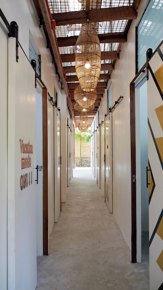 シップ サンセット ホステル アンド ラウンジ