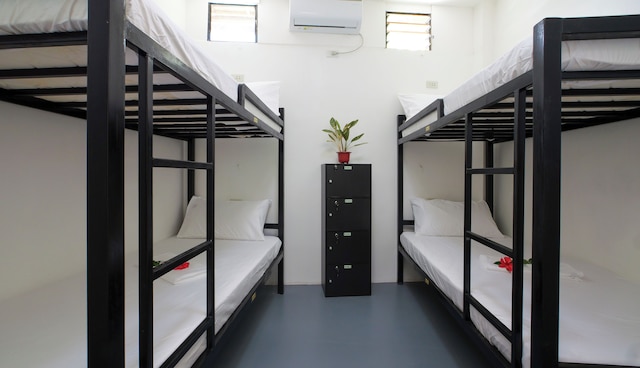 シップ サンセット ホステル アンド ラウンジ