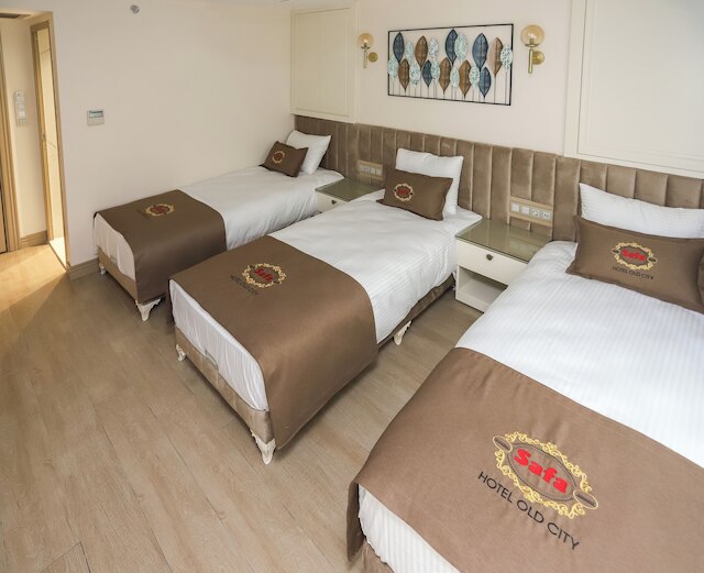 サファ ホテル オールド シティ