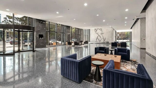 ダウンタウン バーミンガム アパートメンツ by ランディング