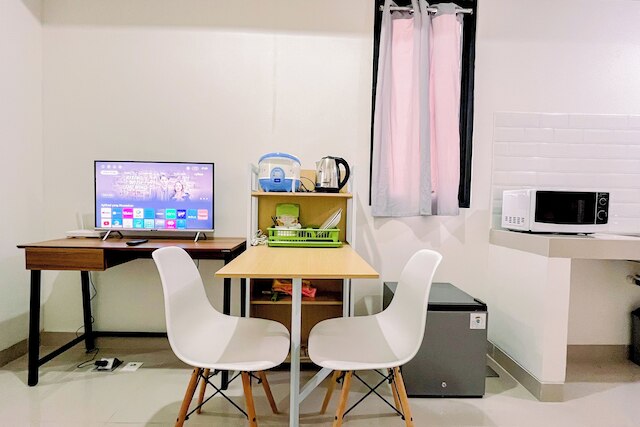 モダン スタジオ (ノー キッチン) アット バンダラヤ - タラサ シティ マカッサル アパートメント