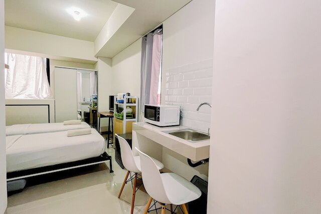 モダン スタジオ (ノー キッチン) アット バンダラヤ - タラサ シティ マカッサル アパートメント