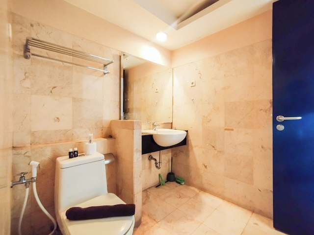 トランキル デザイン 2BR アット ブラガシティ ウォーク アパートメント