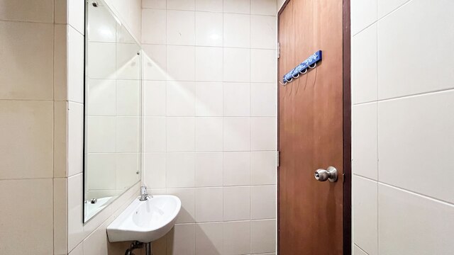 コンフォート スタジオアパートメント ヴィダビュー マカッサル