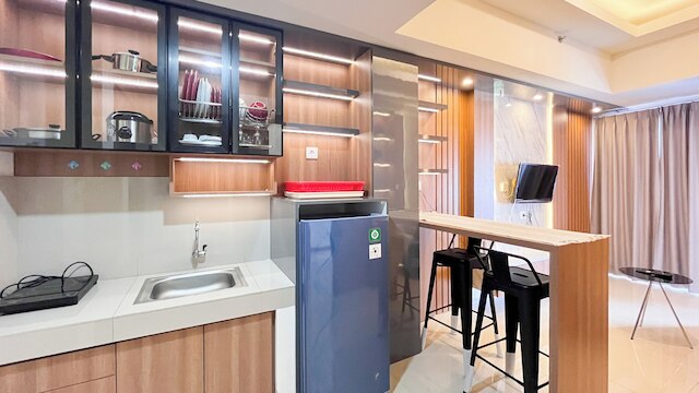 モダン デザイン 2BR アット ヴィダ ビュー マカッサル アパートメント