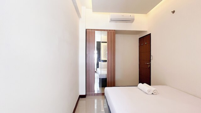 モダン デザイン 2BR アット ヴィダ ビュー マカッサル アパートメント