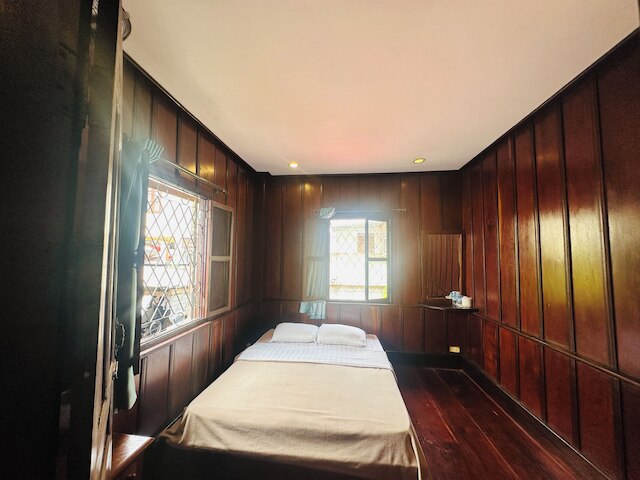 レバディ ゲストハウス