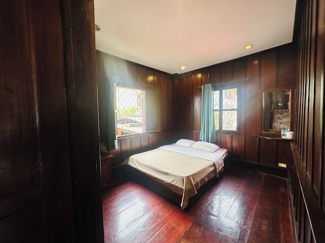 レバディ ゲストハウス