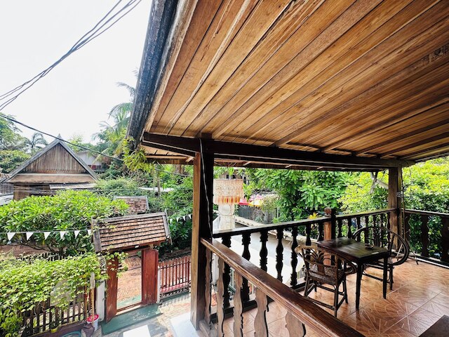 レバディ ゲストハウス