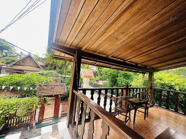 レバディ ゲストハウス