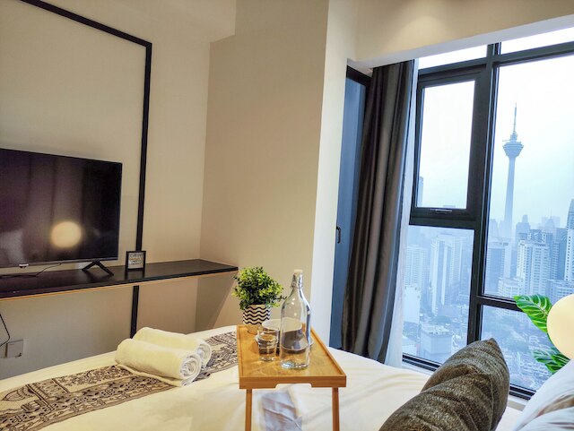 アクソン バイ ラックス ホーム