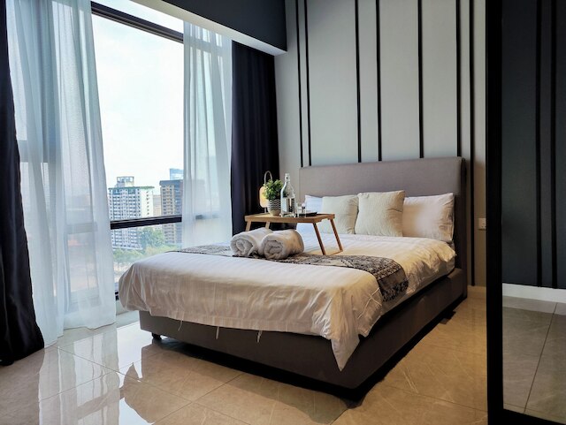 アクソン バイ ラックス ホーム