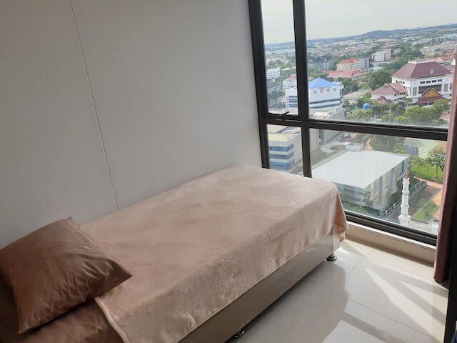 コージーホームズ アット ワン レジデンス バタム