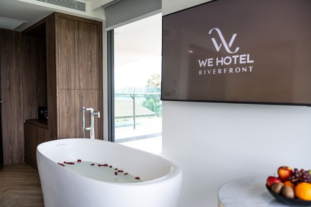 ウィ ホテル リバーフロント
