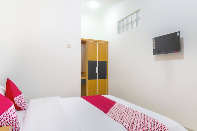 スーパー OYO 617 スカラジャ レジデンス シャリア