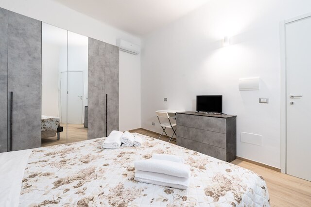 ザ クイーン ルーム バーリ バイ ワンダフル イタリー