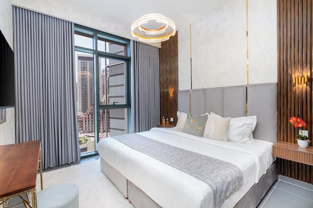 グローバルステイ。クリークエッジタワーアパートメンツ