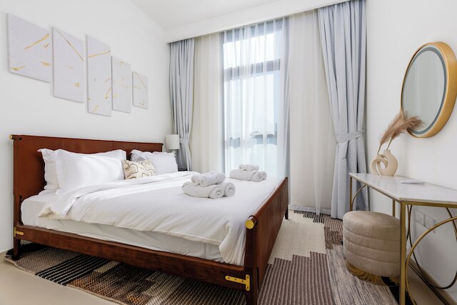 ウェーブス - ブルジュ クラウン タワー