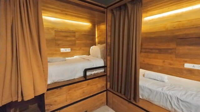 デベッズ ホステル バイ ソスコンマ