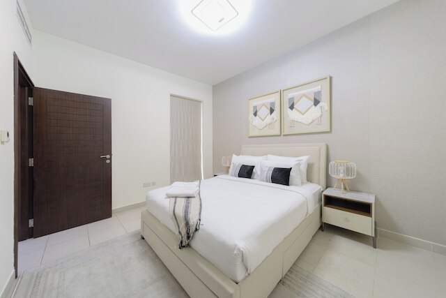 エデンズ ホームズ & ヴィラズ - BLVD セントラル