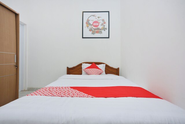 OYO 634 エルガ サストロ イン シャリア