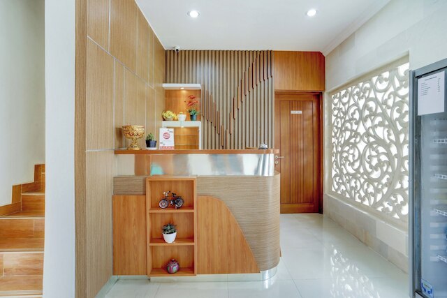 スーパー OYO キャピタル O 90291 ヴィン ステイ ペタヌ