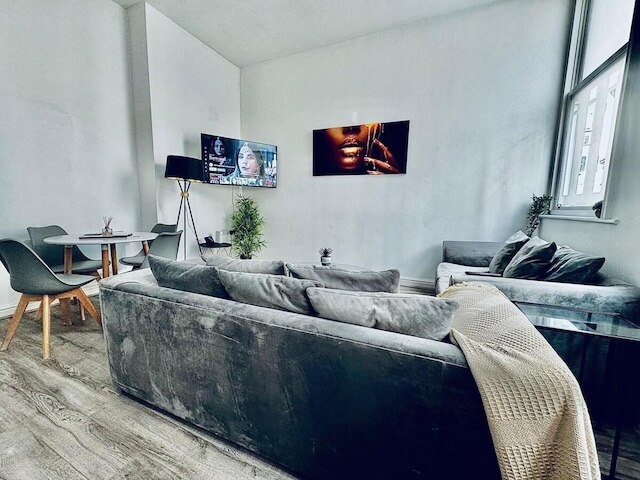 キャプティヴェーティング 2-ベッド アパートメント イン リバプール