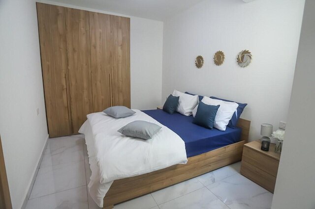 スタニング 2 ベッドルーム, 2 バスルーム アパートメント セントジュリアンズ