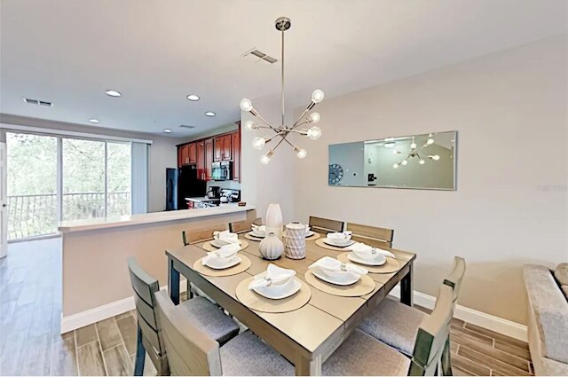 ビューティフル ファミリー タウンホーム、 ニア ザ パークス - 8000-104