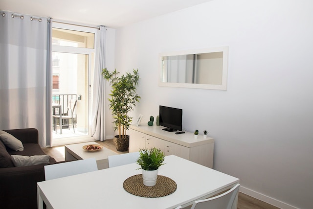 サントジョルディアパートメント サグラダファミリア