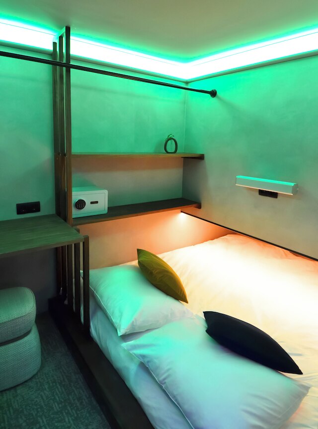 ザ ハイヴ カプセル ホステル アムステルダム