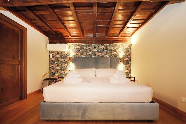 ゴールデン パンテオン ルームズ