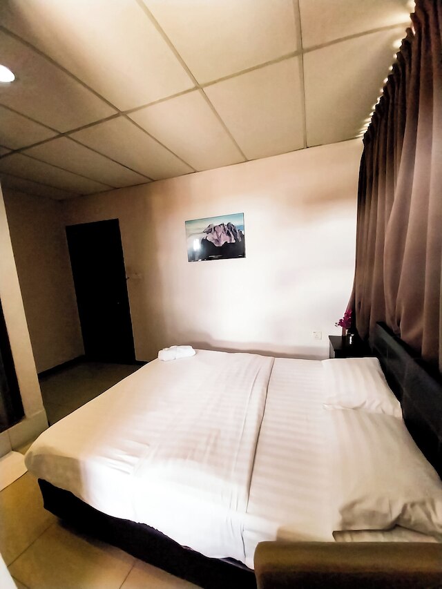 MB バジェット ホテル