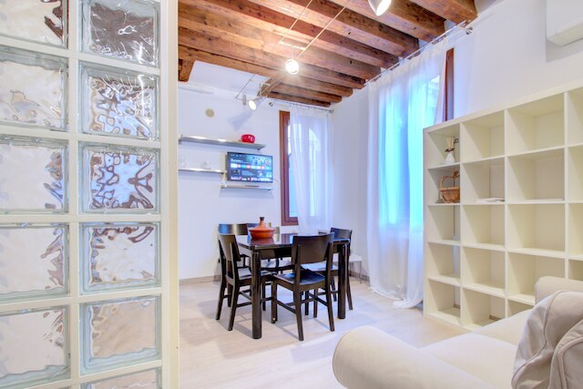 STUA リアルト-マーケット