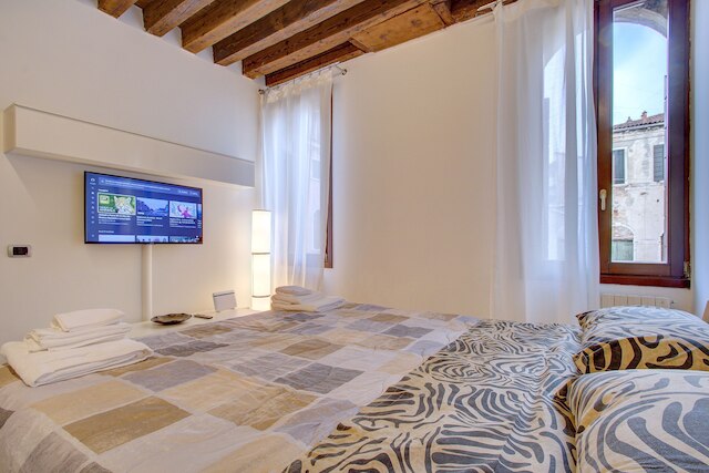 STUA リアルト-マーケット