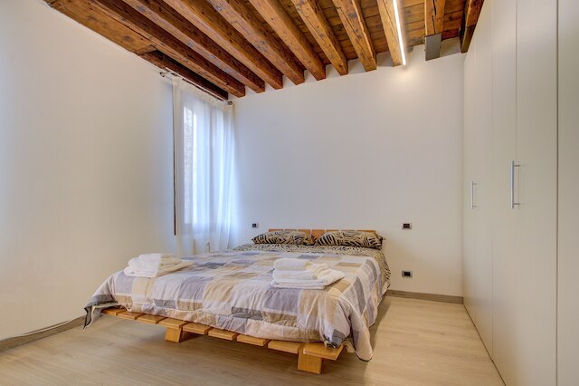 STUA リアルト-マーケット