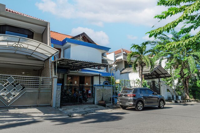 OYO ライフ 93978 ウィスマ ホームステイ シャリア