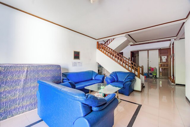 OYO ライフ 93978 ウィスマ ホームステイ シャリア