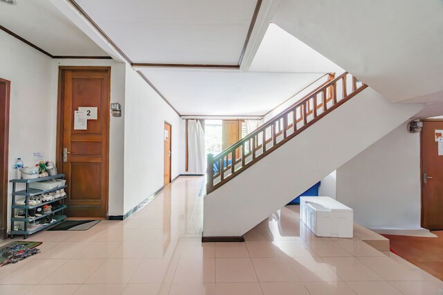 OYO ライフ 93978 ウィスマ ホームステイ シャリア