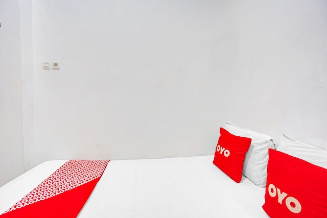 OYO 90790 ロワイヤル ニアス