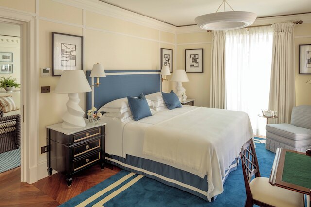 ロッコ フォルテ ハウス ヴィア マンゾーニ ミラン