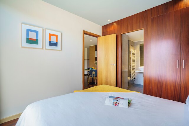 アスパシオス ディアゴナル アート